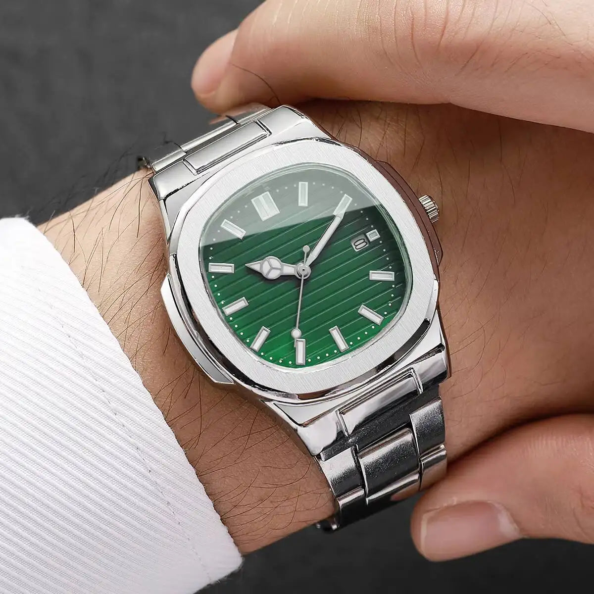Men’s Luxury Stainless Steel Quartz Watch – Business & Casual Style